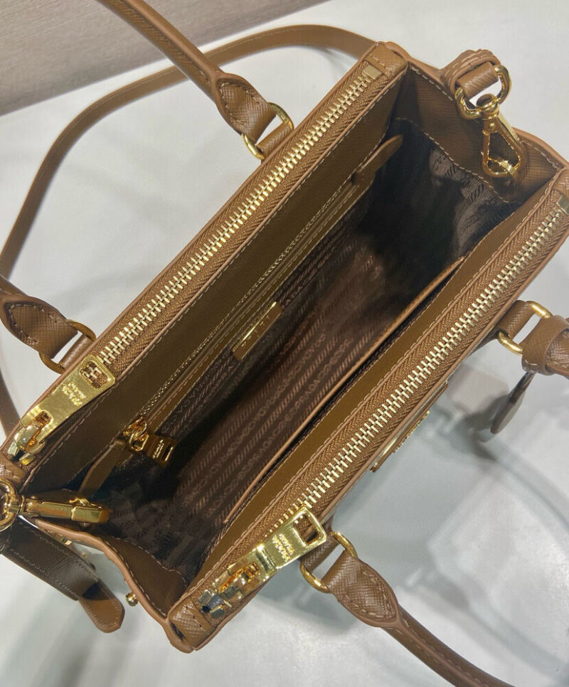 Prada Small Prada Galleria Saffiano Leather bag 1BA896
